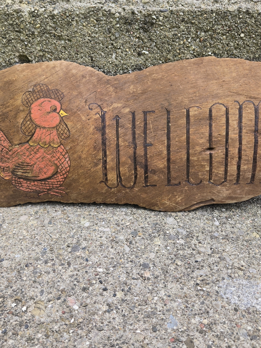 Vintage Handcrafted Brown Wood 'Welcome' Sign with Red Chicken/Rooster